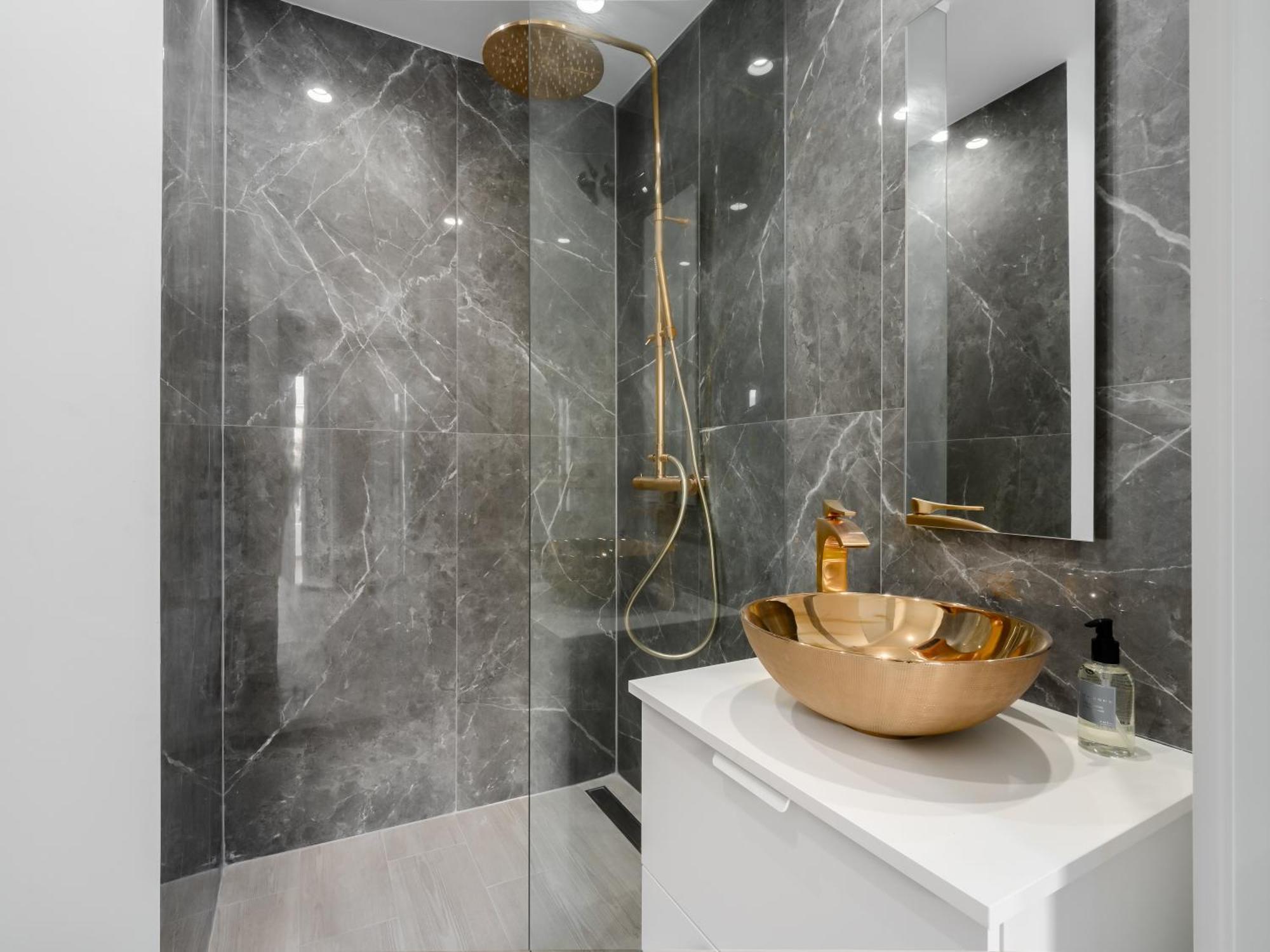 3 Bdrm Stylish Apt W Pool In Puerto Banus 马尔韦利亚 外观 照片